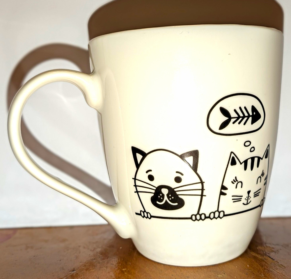 Pfaltzgraff Porcelain Barrel Mug "Cat Thoughts" Print New With Sticker 5294055